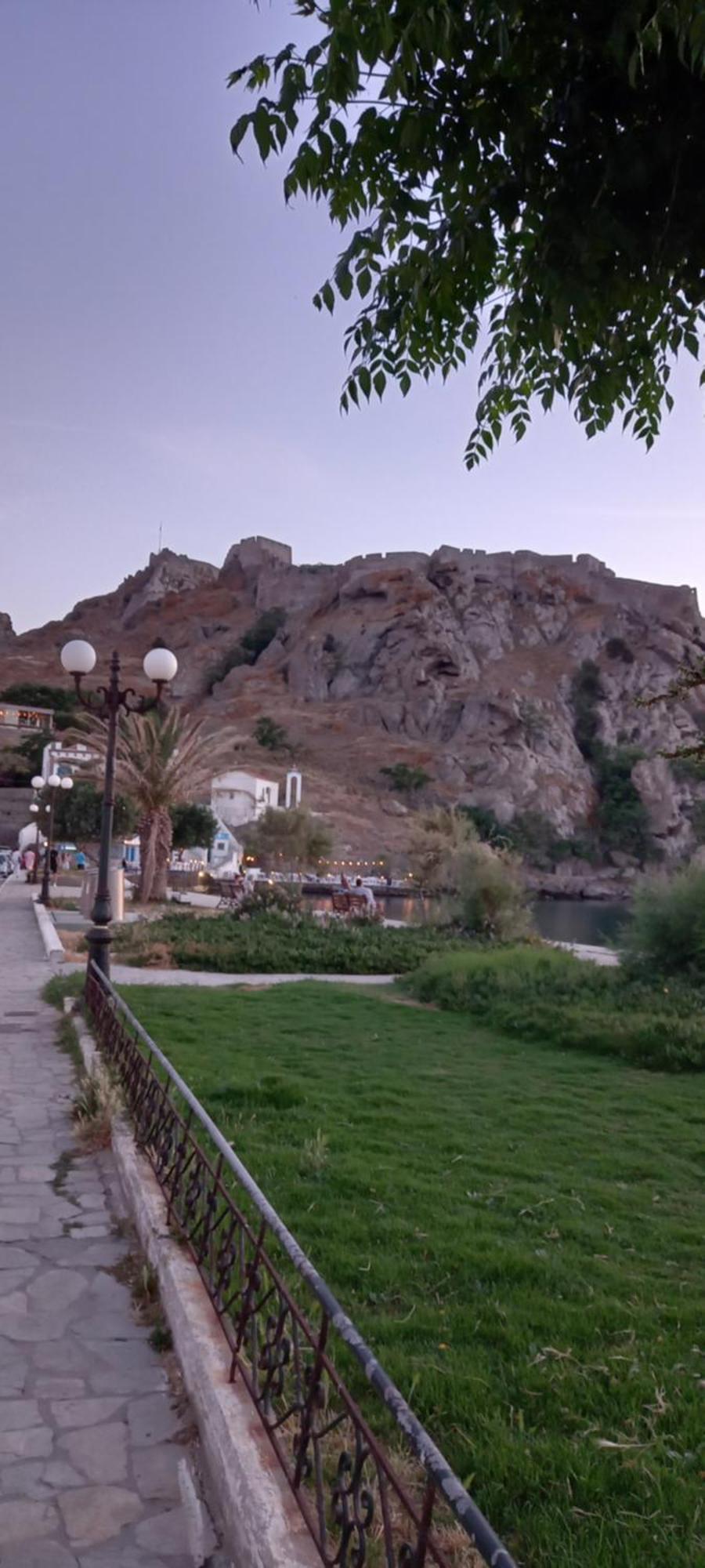 Apartment Beachside At Romeikos Gialos 2 *