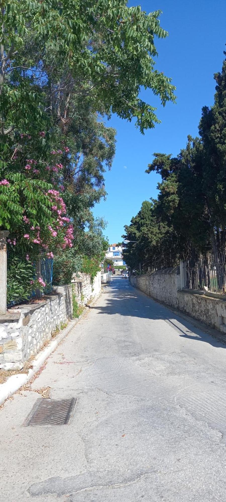 Beachside At Romeikos Gialos 2 Apartment *