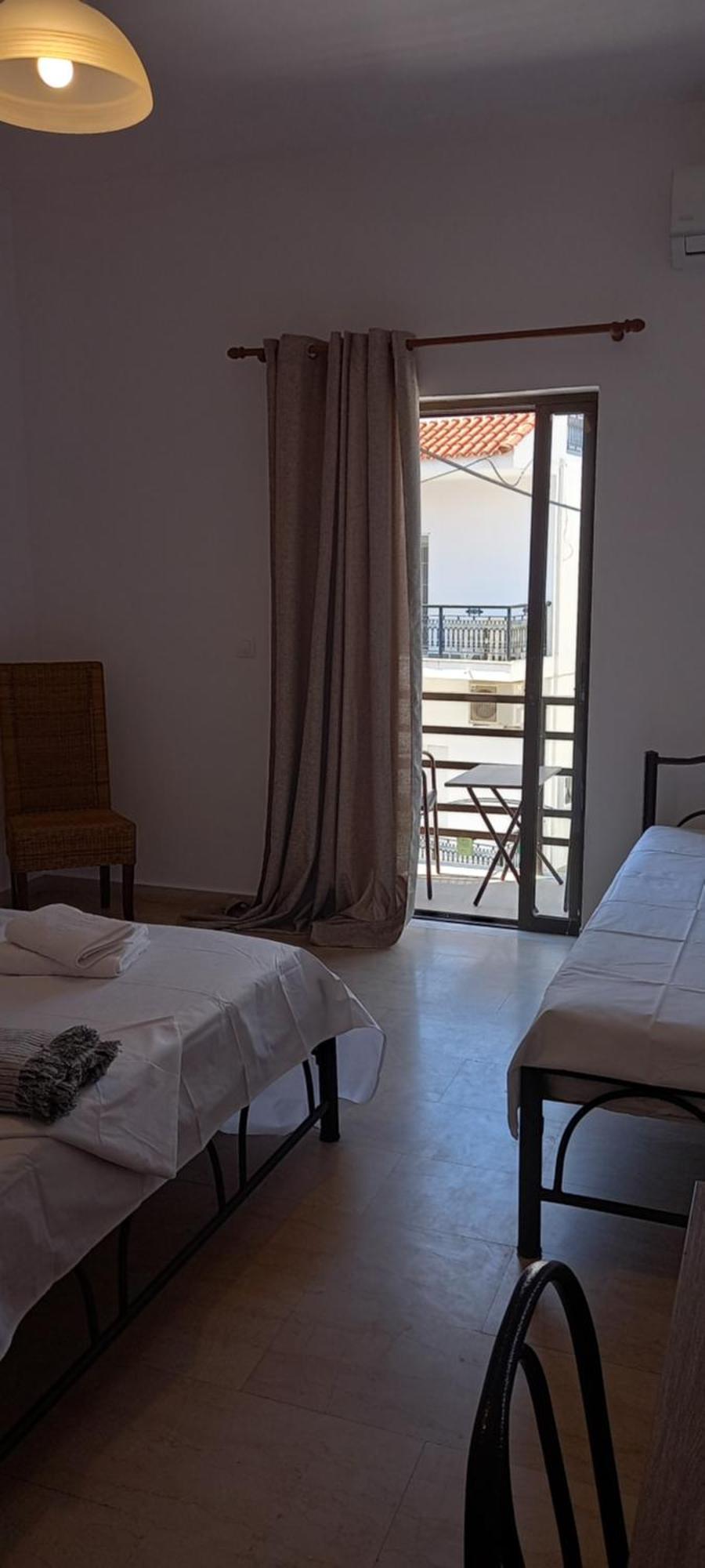Beachside At Romeikos Gialos 2 Apartment *